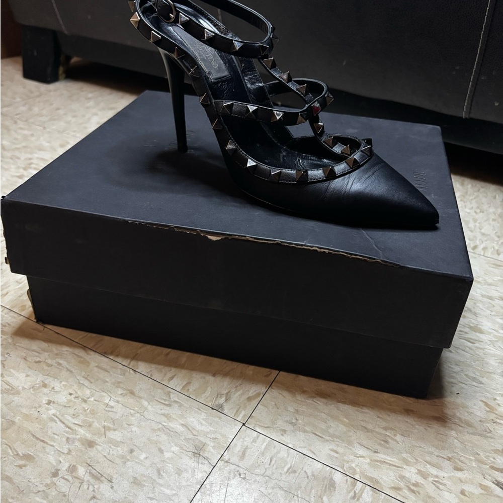 Valentino Garavani Rockstud Ankle Strap Pumps